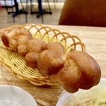 Ryuuma Ma Shokudou - 中華風はちみつミルク味揚げパン