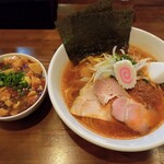 横須賀中華 コミネ - 