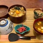 きらく亭 - 料理写真:名古屋コーチン親子丼
