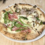 Pizzeria Napoletana Da Yuki - ルーコラ＆フンギ