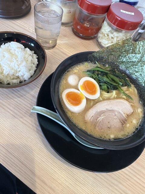 横濱家系ラーメン こころ家 - 南草津/ラーメン | 食べログ
