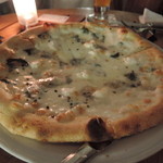 T.Y.HARBOR - クワトロピザ