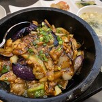 四季香 - 料理写真:土日ランチ
麻婆茄子のあんかけ石鍋ご飯 1,320円