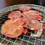 元氣七輪焼肉 牛繁 - 