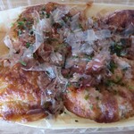 羽島ダンゴ - たこ焼き４個入り醤油　335円