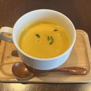 ワインストア ブドウの木_1