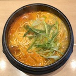 ホルモンらーめん8910 - ホルモンラーメン赤