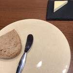 La couleur d'ete - レーズン酵母のパン