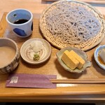 手打ちそば くるみの木 - 料理写真:くるみだれ蕎麦(1330円)