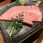 肉亭 こむらさき - 