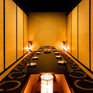 <A space filled with Japanese atmosphere>Equipped with a variety of private rooms to suit any occasion!