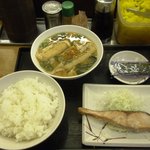 めん次郎 - 焼魚豚汁定食480円