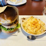 JACK's KITCHEN - ジャックスバーガーとサイドディッシュのポテトグラタン