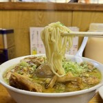 ラーメン ミンミン - 麺
            2024年3月10日