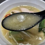 ラーメンバル 紬 - 