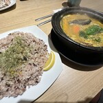 O-Jei Ko-Hi Tabemono Yakafe - 豚角煮カレー