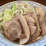 Ramen Riku - 豚増しらーめん（1,150円）＋味付玉子（100円）、野菜多め