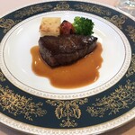 ル・トワ・ルージュ - A5ランク国産(鹿児島産)黒毛和牛のステーキ