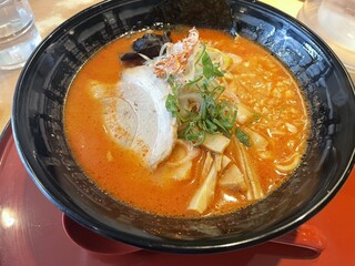 Ebisoba Ebisuke - 海老味噌HOT 3辛 880円　麺硬め