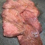 黒毛和牛とタンとハラミ 焼肉ごりちゃん 梅田本店 - タン塩