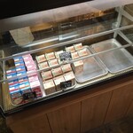 ブレッド ファクトリー ケイ - ドリンク類も販売されてました