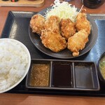 からやま 新潟小新店 - からやま定食(6個) ¥979    (ご飯大盛り＋¥30)