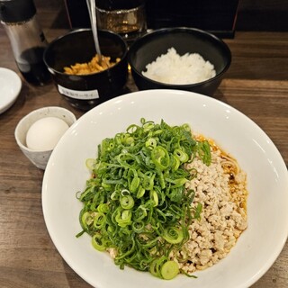 赤麺 梵天丸 - 料理写真:汁なし担々麺　２辛