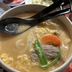 永山肉流通センター - ユッケうどん