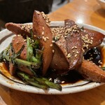 西新宿 ふじ屋 - レバ煮ラ