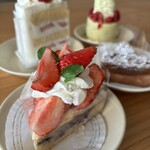 Patisserie Petit Tomo - いちごタルト