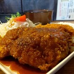 Mar's Cafe - チキンカツプレート(￥900)。ボリューム満点チキンカツ！