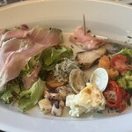 オステリア ダ アダ - 前菜盛合せと生ハムサラダ