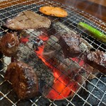 炭火焼肉はやぶさ - 