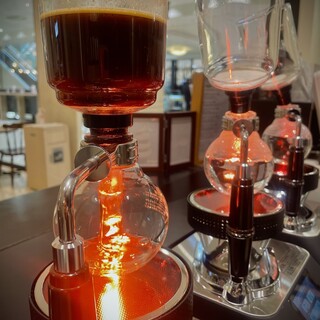 ONIYANMA COFFEE STAND_1