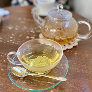 静かな時間を過ごすためのカフェCafePatra_1