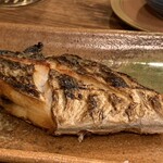 太助 - 指5本の肉厚太刀魚。脂が乗っていてとても美味しいです。