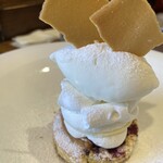 一夜城 ヨロイヅカ・ファーム - ブランシェ