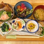 奈良 オモテナシ食堂 - 