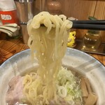 塩々 - 麺、にゅ～～ん！