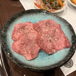 肉 听 - 