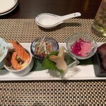 ホテルオークラ 中国料理「桃花林」 - 季節の薫る前菜盛り合わせ