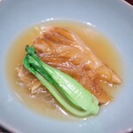 廣澤 - フカヒレ入り漢方スープ。
