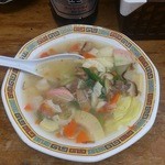 噂の八宝菜　右側店