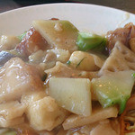 菜の花  - 炭やき豚肉のあんかけ焼きそば