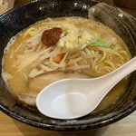 三代目 浜八道 - 味噌ラーメン800円