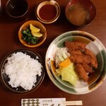 欧風料理 もん - とんかつ定食　1980円税込