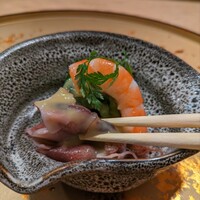 うなぎ 目白ぞろ芽 - 繊細な仕事