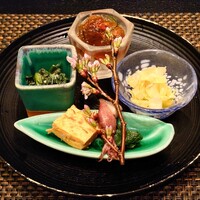 京橋 婆娑羅 - 昼膳「東雲」より八寸。目一杯の春を感じさせてくれる一皿。
