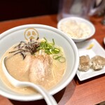 Toukyo tonkotsu BASE MADE by hakata ippuudou - 