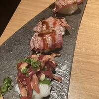 焼肉 にくなべ屋 神戸びいどろ 北野坂店 - 